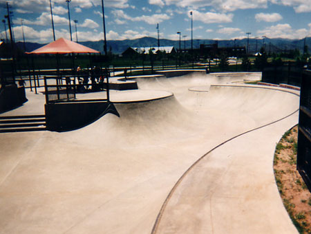 Redstone Skatepark snakerun